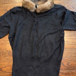 Urchin Black Short-Sleeve Scoop Neck Sweater with Faux Fur Collar